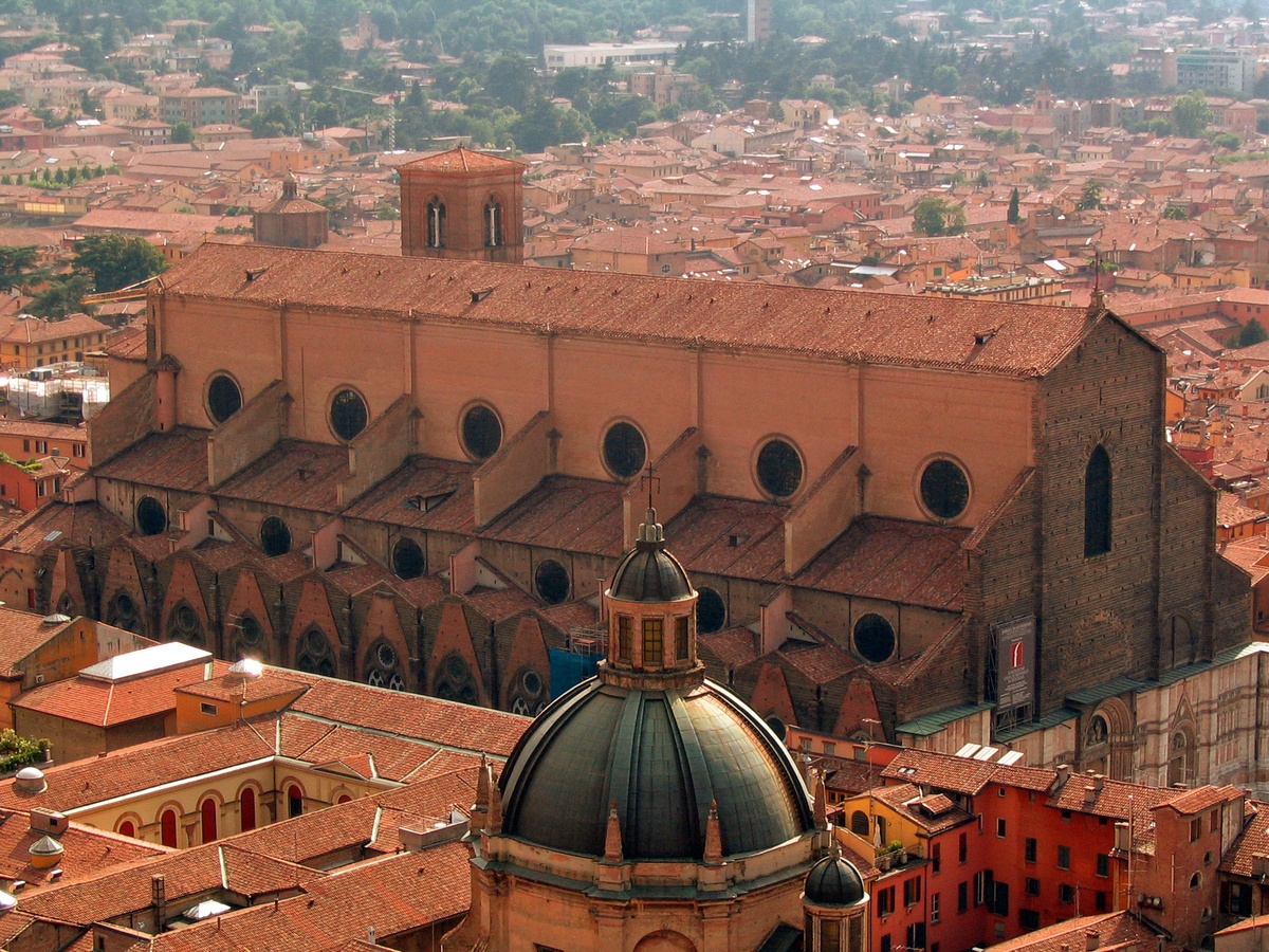 Basilika san petronio  Art Hotel Commercianti Bologna
