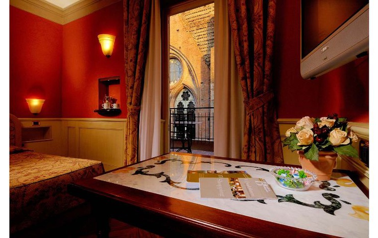 Premium doppelzimmer mit terrasse art hotel commercianti bologna Premium doppelzimmer mit terrasse art hotel commercianti bologna