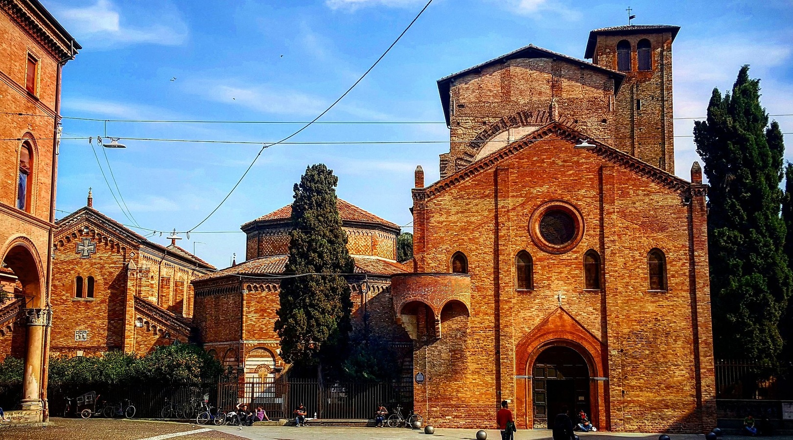 Basilika santo stefano  Art Hotel Commercianti Bologna