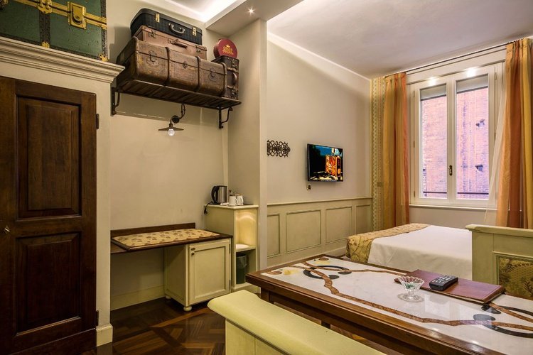 Klassisches doppelzimmer art hotel commercianti bologna Klassisches doppelzimmer art hotel commercianti bologna