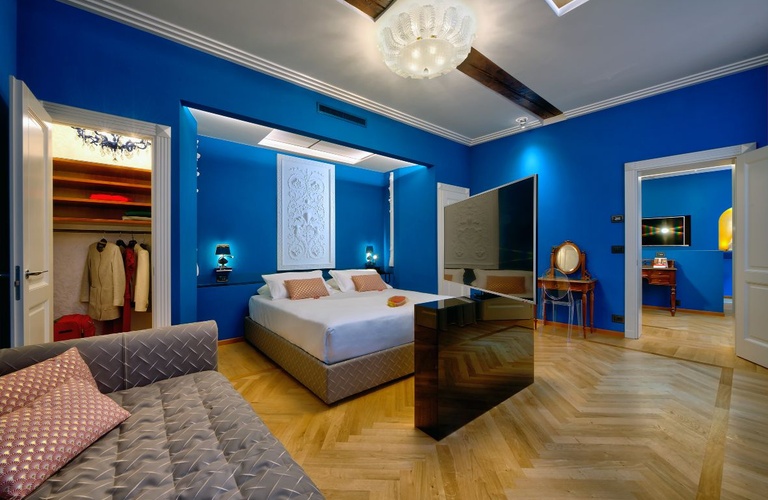 Luxury apartments battibecco  Art Hotel Commercianti Bologna