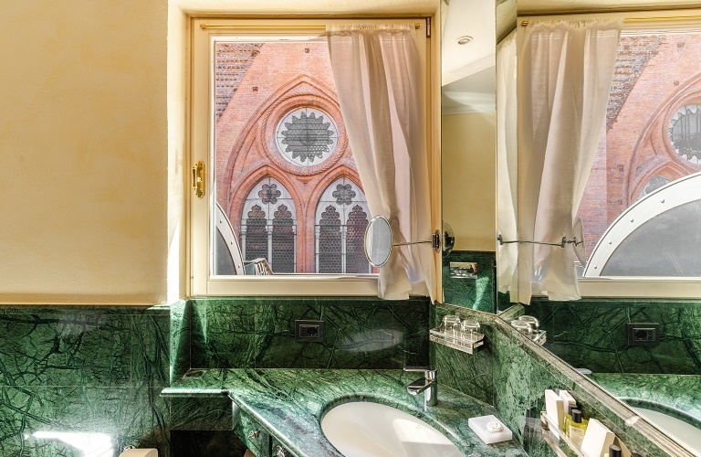 Deluxe doppelzimmer mit terrasse  Art Hotel Commercianti Bologna